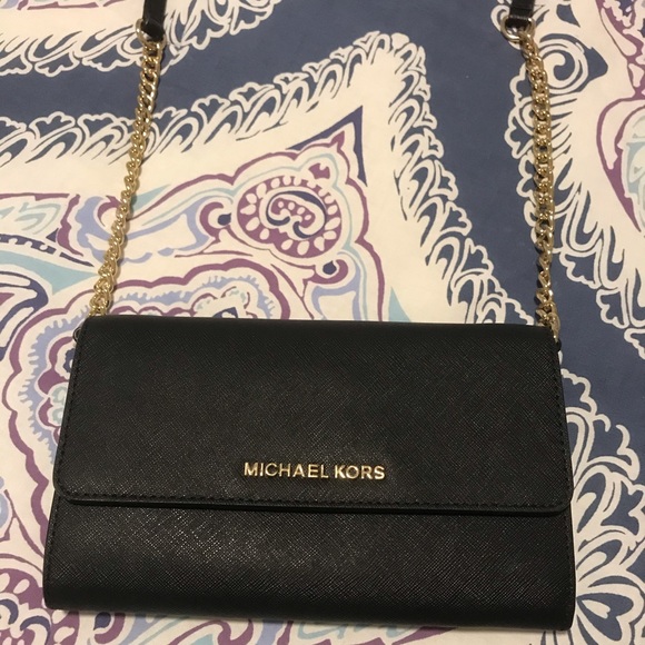 Michael Kors Handbags - Michael Kors Black Crossbody Bag